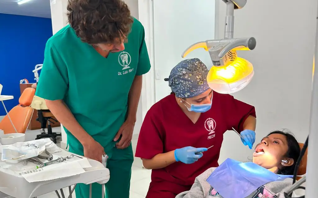 Luis Nart Molina participa en una misión solidaria de odontología en México y Perú
